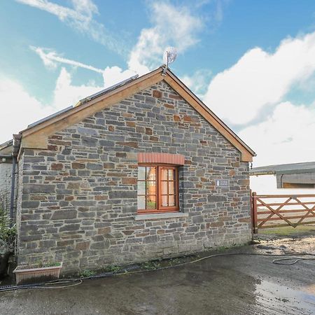 Villa Yr Hen Llaethdy Troedyraur Exterior foto